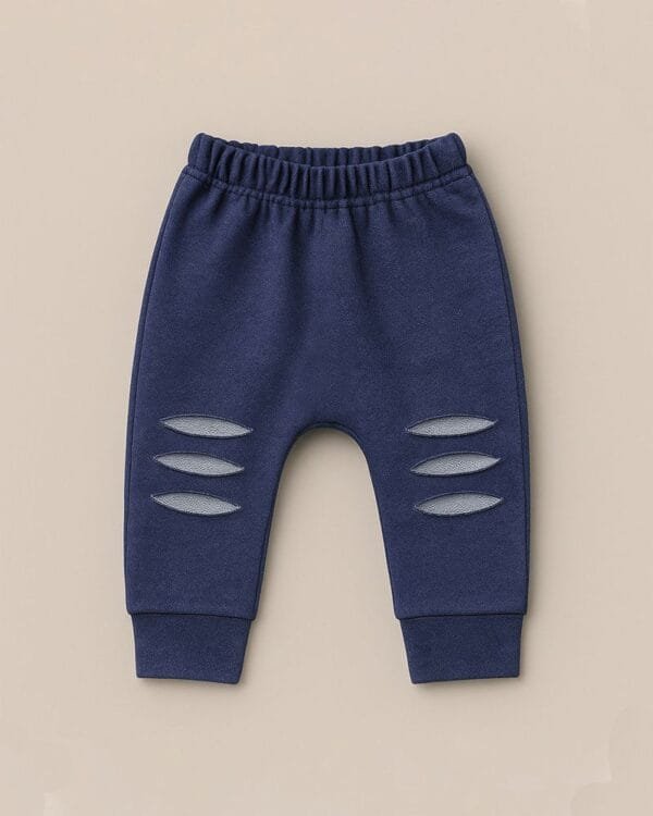 Calça de Bebê Saruel Estilosa Rasgada
